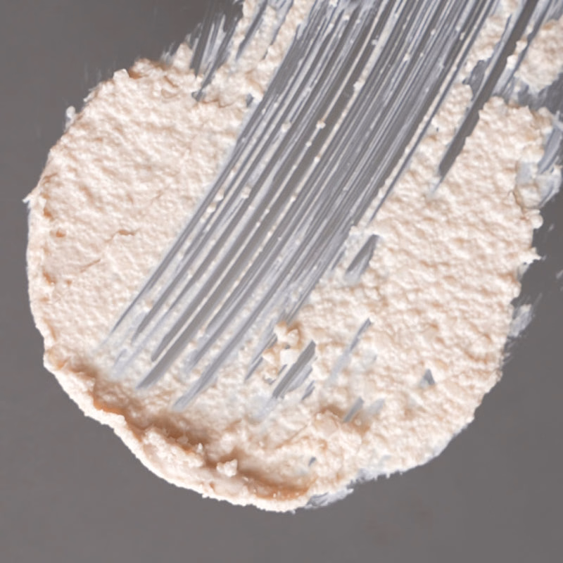 Body Scrub
– Jones Road